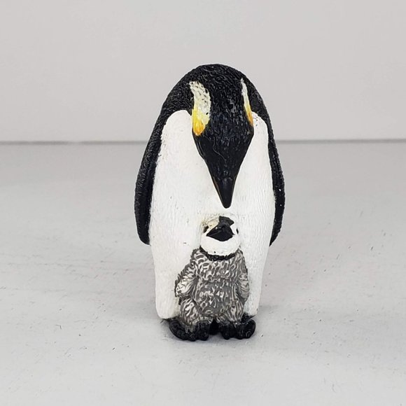 Schleich Emperor Penguin With Chick Baby Wildlife Animal Figure Retired #14632 - Picture 1 of 6